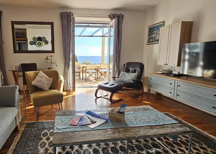 Apartman Dubrovniks Views From A Spacious Terrace